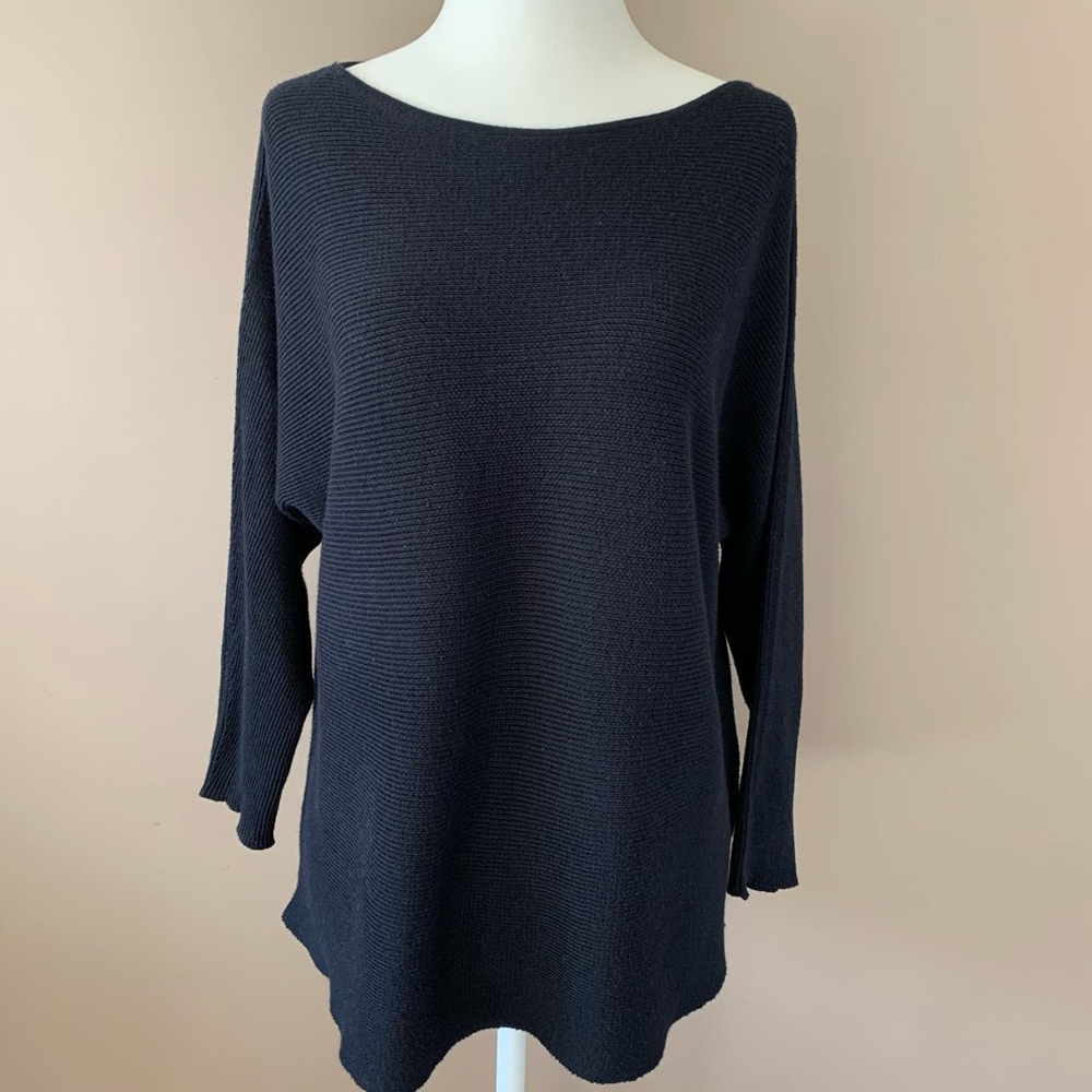H&M navy sweater